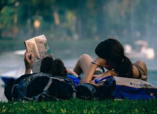 Czy oglądanie filmów po angielsku pomaga uczyć się języka? Czy oglądanie filmów po angielsku pomaga uczyć się języka?