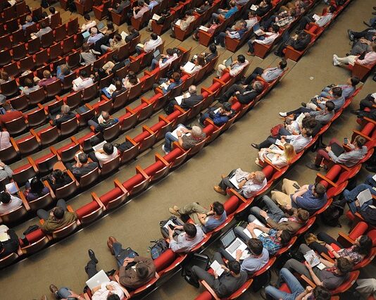 Czy słuchacz to to samo co student?