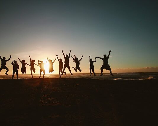 Jakie trzeba mieć wykształcenie żeby pracować w urzędzie? Jakie trzeba mieć wykształcenie żeby pracować w urzędzie?